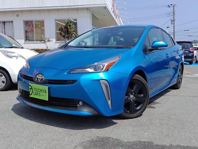 Japanese used car Ref# 1557366 TOYOTA / PRIUS