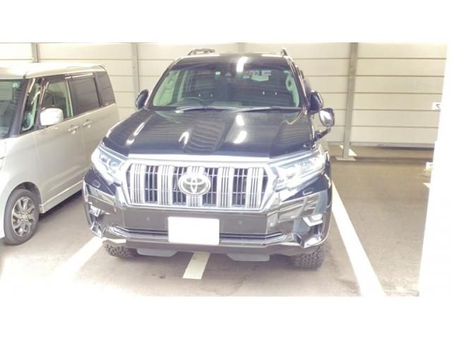 Japanese used car Ref# 1557424 TOYOTA / LANDCRUISER PRADO