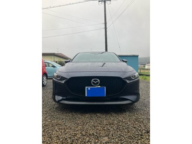 Japanese used car Ref# 1557440 MAZDA / マツダ３ファストバック