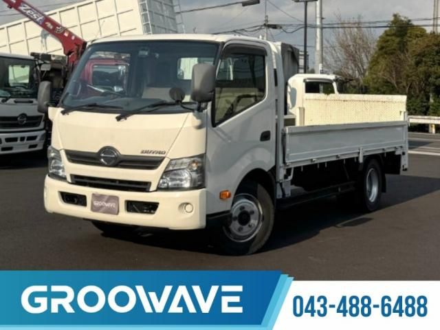 Japanese used car Ref# 1557504 HINO / DUTRO