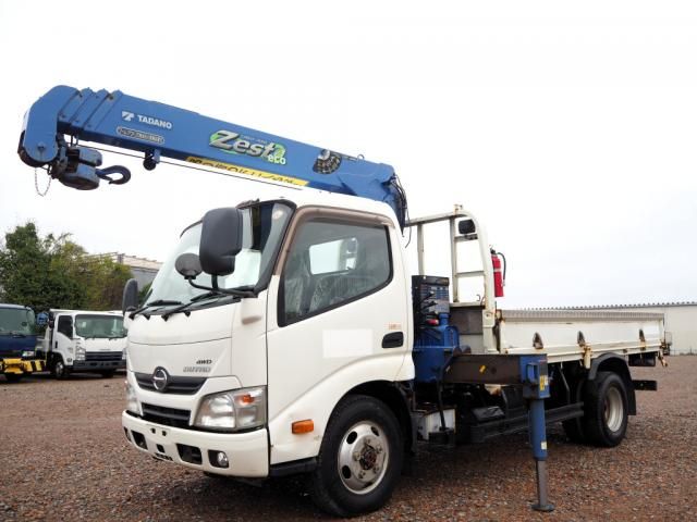 Japanese used car Ref# 1557511 HINO / DUTRO