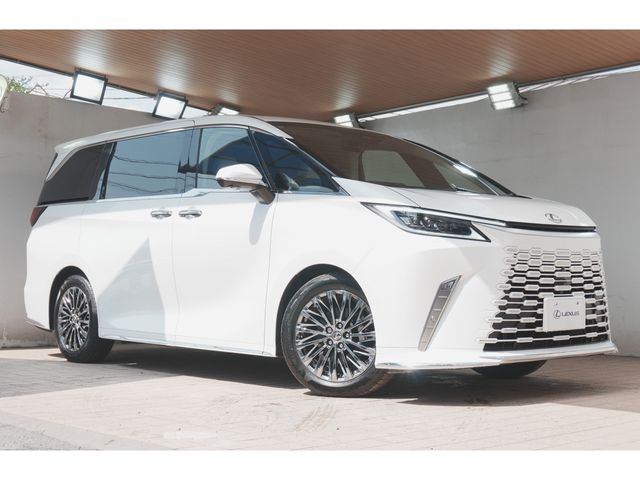 TOYOTA / ﾚｸｻｽ LM500h