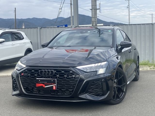 AUDI / AUDI RS3 Sedan