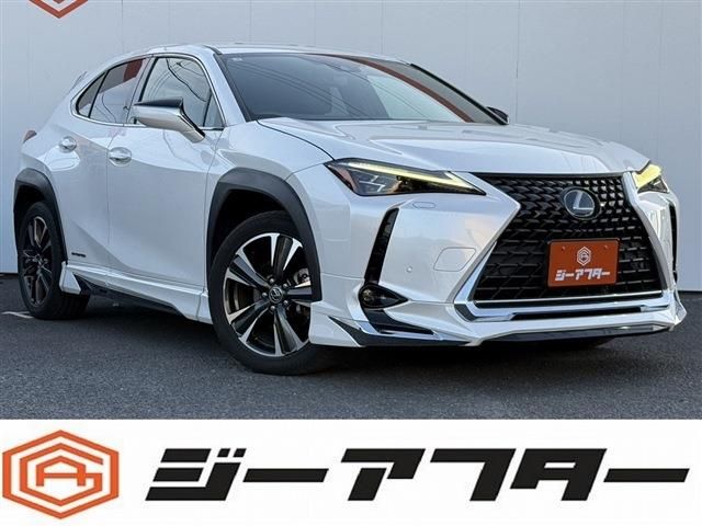 Japanese used car Ref# 1557936 TOYOTA / LEXUS UX250h