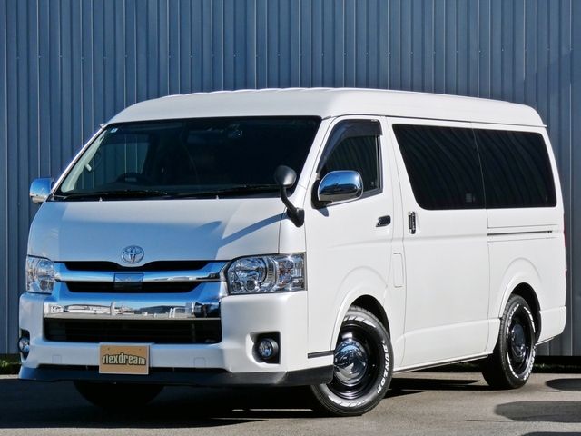 TOYOTA / HIACE wagon