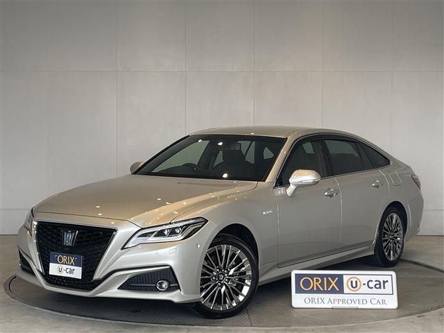 Japanese used car Ref# 1557963 TOYOTA / CROWN sedan hybrid 4WD