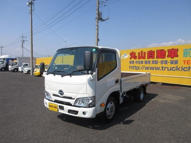 Japanese used car Ref# 1558124 HINO / DUTRO