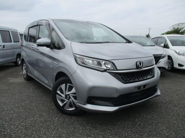 HONDA / FREED plus HYBRID