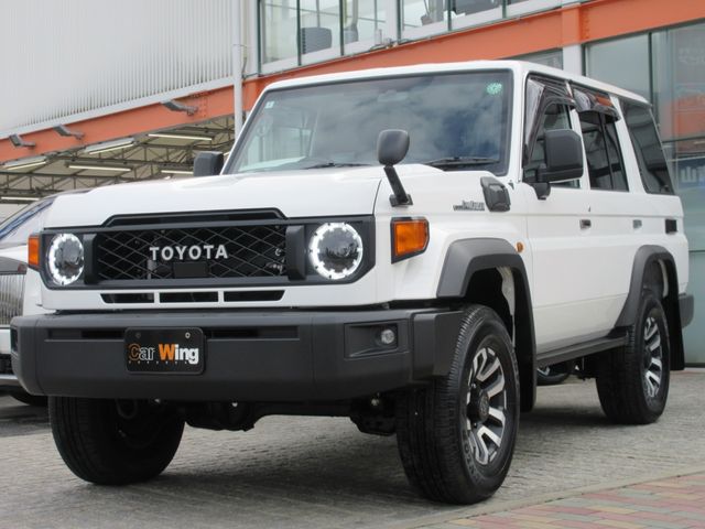 TOYOTA / LANDCRUISER 70
