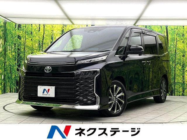 TOYOTA / VOXY
