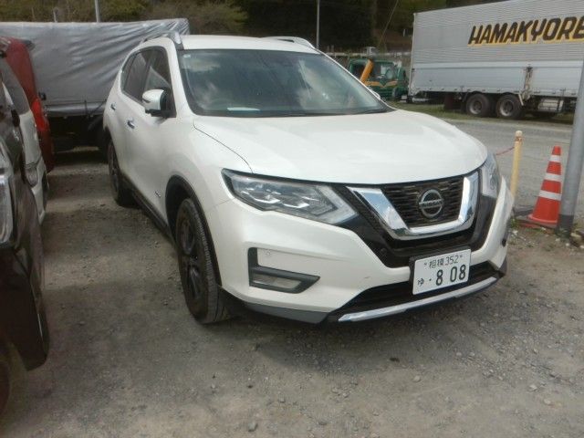 Japanese used car Ref# 1558354 NISSAN / X-TRAIL HYBRID 4WD