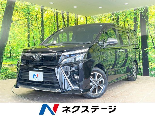 TOYOTA / VOXY