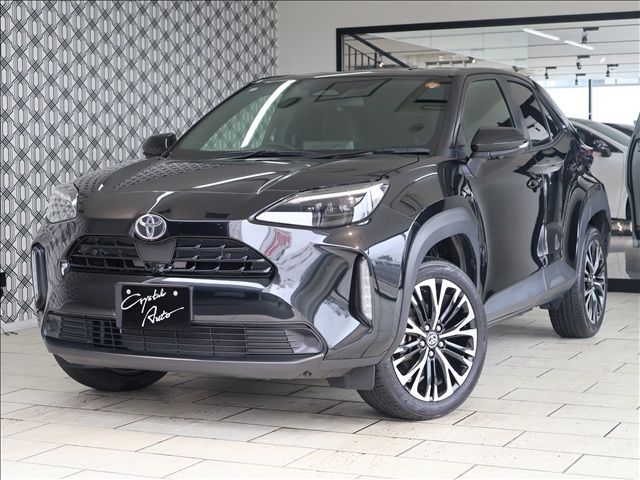 TOYOTA / YARIS CROSS HYBRID