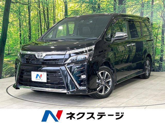 TOYOTA / VOXY