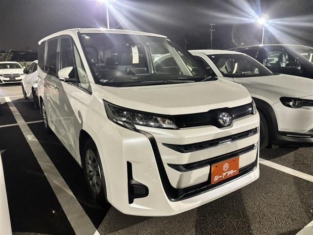 TOYOTA / NOAH