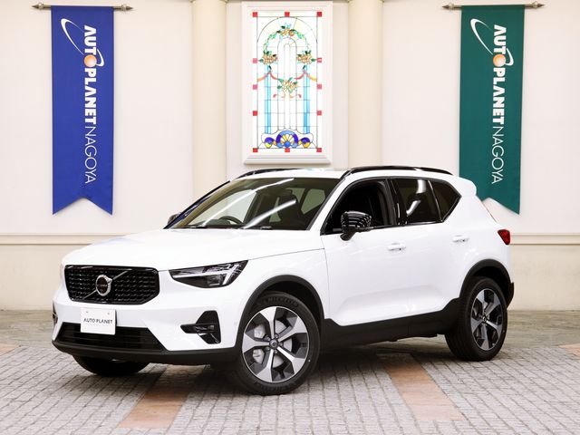 VOLVO / VOLVO XC40