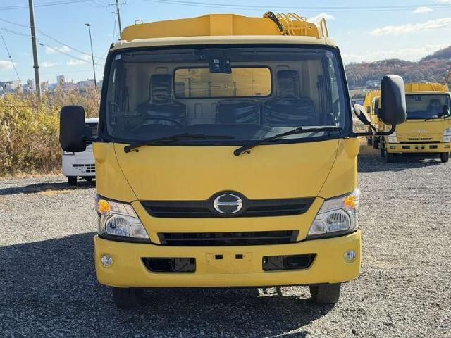 Japanese used car Ref# 1558934 HINO / DUTRO