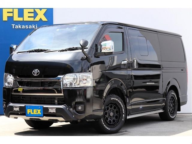 TOYOTA / HIACE van 4WD