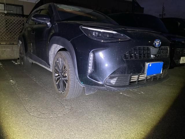 TOYOTA / YARIS CROSS HYBRID