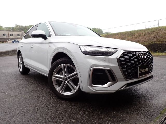 AUDI / AUDI Q5 SPORTBACK