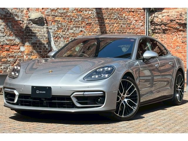 PORSCHE / PORSCHE PANAMERA