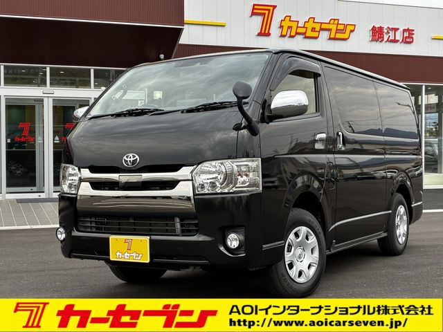 TOYOTA / HIACE van 4WD