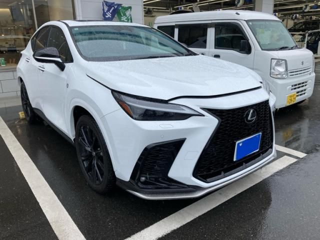 TOYOTA / LEXUS NX350 AWD