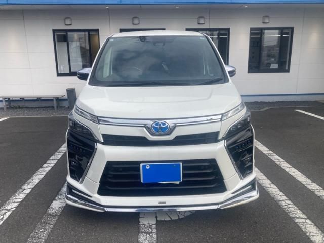 TOYOTA / VOXY