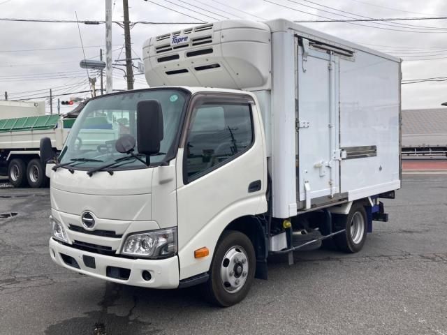 HINO / DUTRO