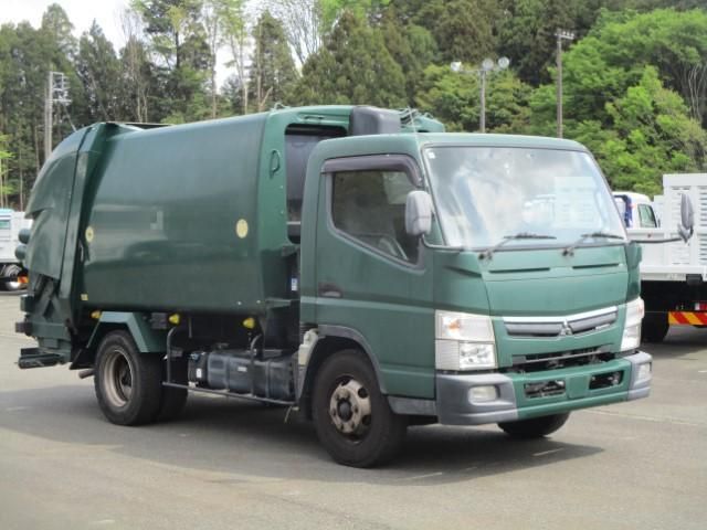 Japanese used car Ref# 1560584 MITSUBISHI / CANTER