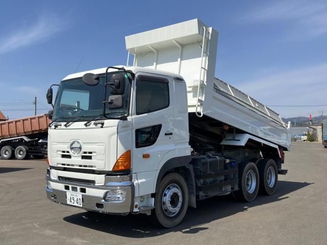 Japanese used car Ref# 1560589 HINO / PROFIA