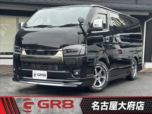 TOYOTA / HIACE van 4WD
