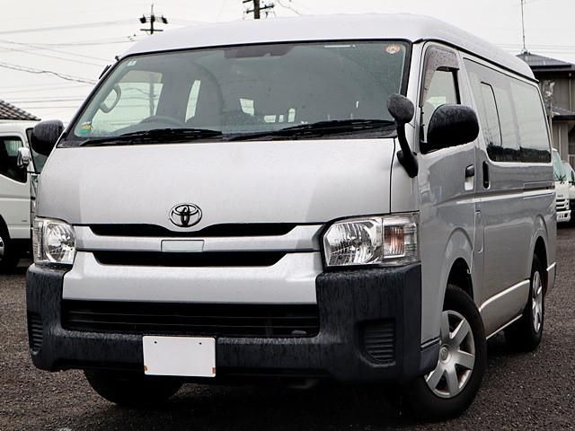 TOYOTA / ハイエース