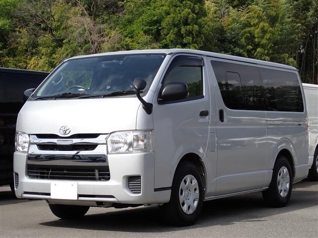 TOYOTA / HIACE van 1.2t 2WD