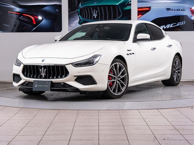 MASERATI / MASERATI GHIBLI Sedan