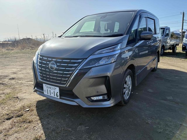 NISSAN / SERENA  S-HYBRID 4WD