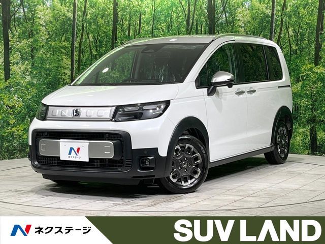 Japanese used car Ref# 1561602 HONDA / FREED e:HEV