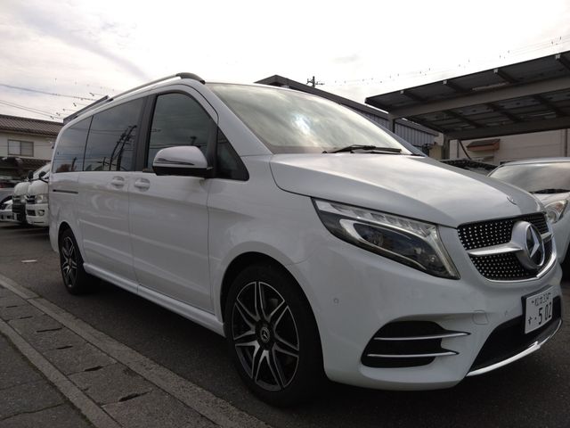 MERCEDES BENZ / MERCEDES BENZ V class