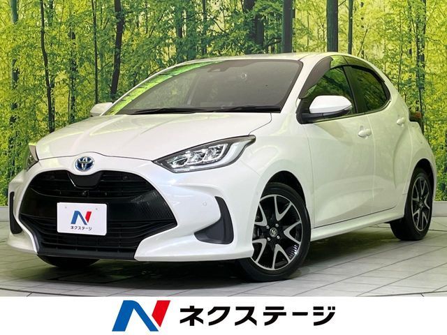 Japanese used car Ref# 1561986 TOYOTA / YARIS HYBRID