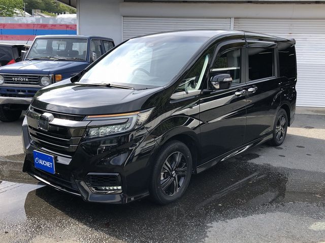 Japanese used car Ref# 1562007 HONDA / STEPWAGON e:HEV SPADA