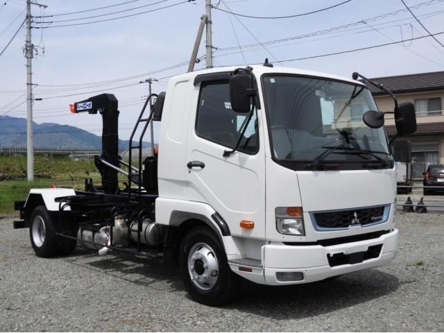 Japanese used car Ref# 1562378 MITSUBISHI FUSOU / FIGHTER