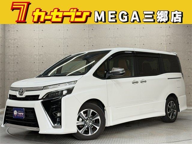 TOYOTA / VOXY