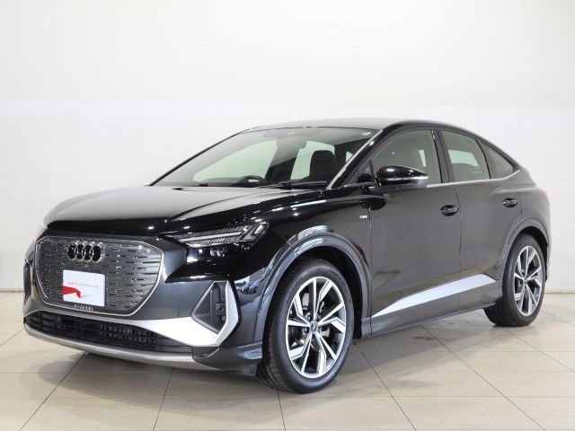 AUDI / AUDI Q4 e-tron SPORTBACK