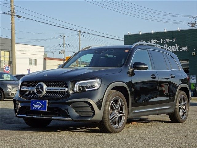 MERCEDES BENZ / MERCEDES BENZ GLB