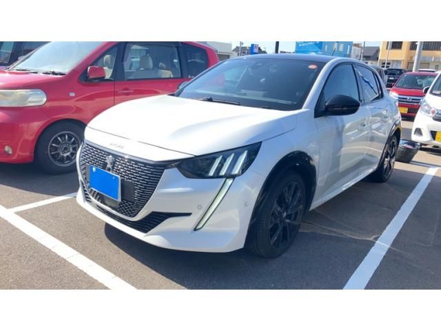 PEUGEOT / PEUGEOT 208