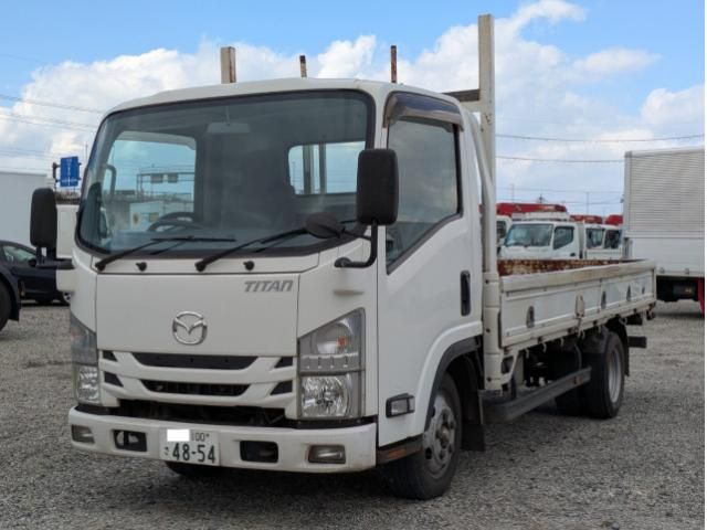 Japanese used car Ref# 1562881 MAZDA / TITAN