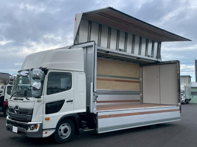 Japanese used car Ref# 1562884 HINO / RANGER