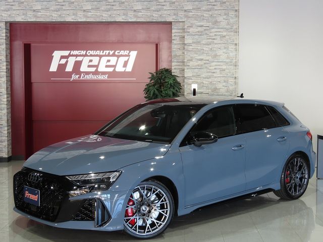 AUDI / AUDI RS3 SPORTBACK