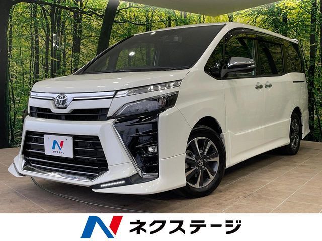 TOYOTA / VOXY