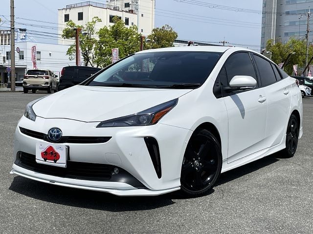 Japanese used car Ref# 1563063 TOYOTA / PRIUS